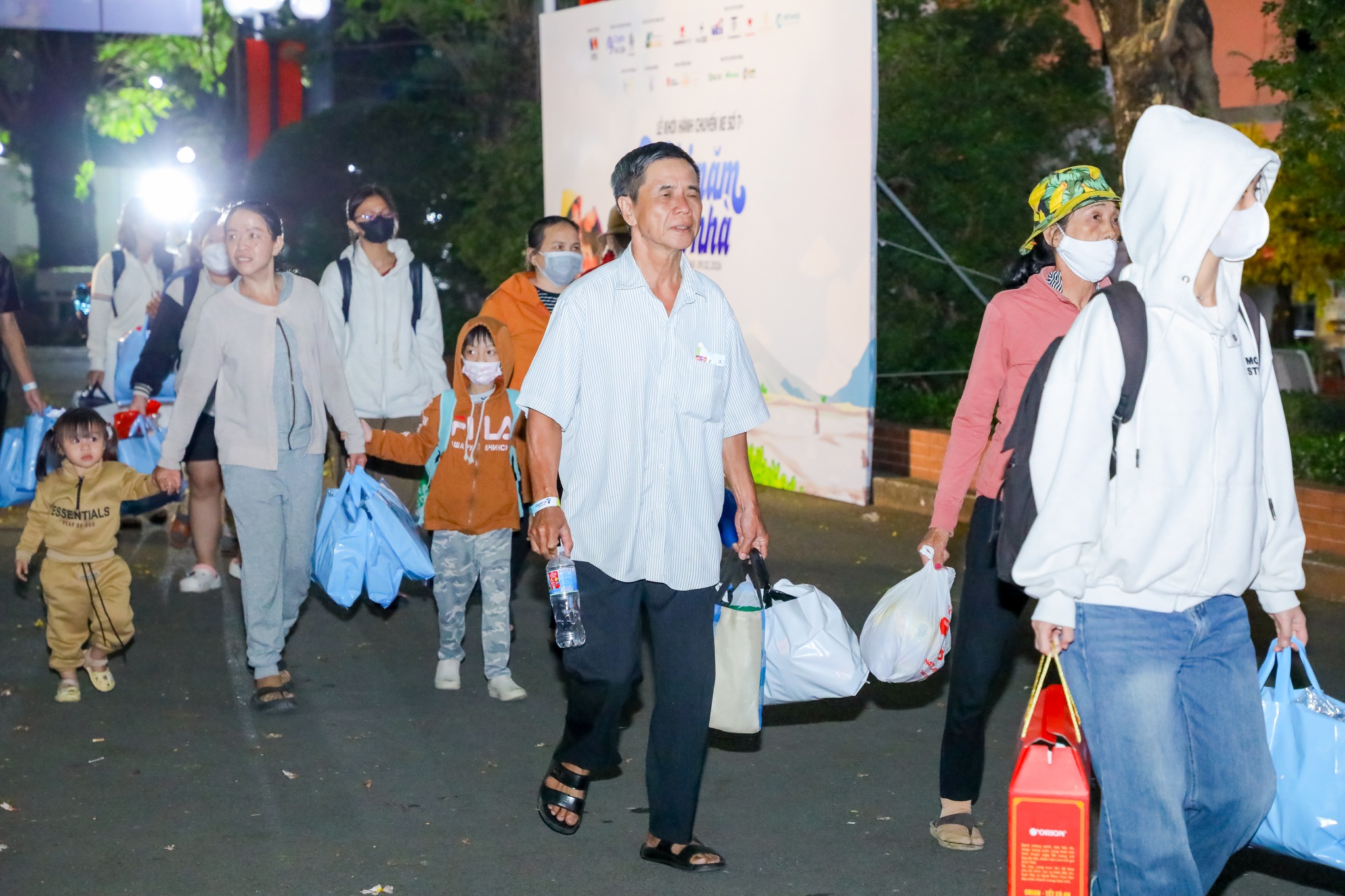 hinhcxs7.jpg (567 KB)