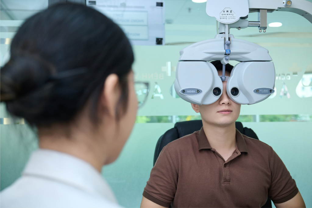 hinh-nam-thanh-nien.png (749 KB)